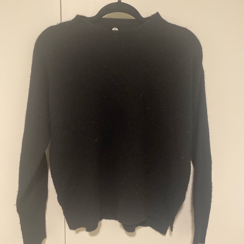 Margaret O’Leary 100% cashmere sweater size xs